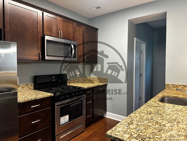 Foto del edificio - 415 Edgewood St