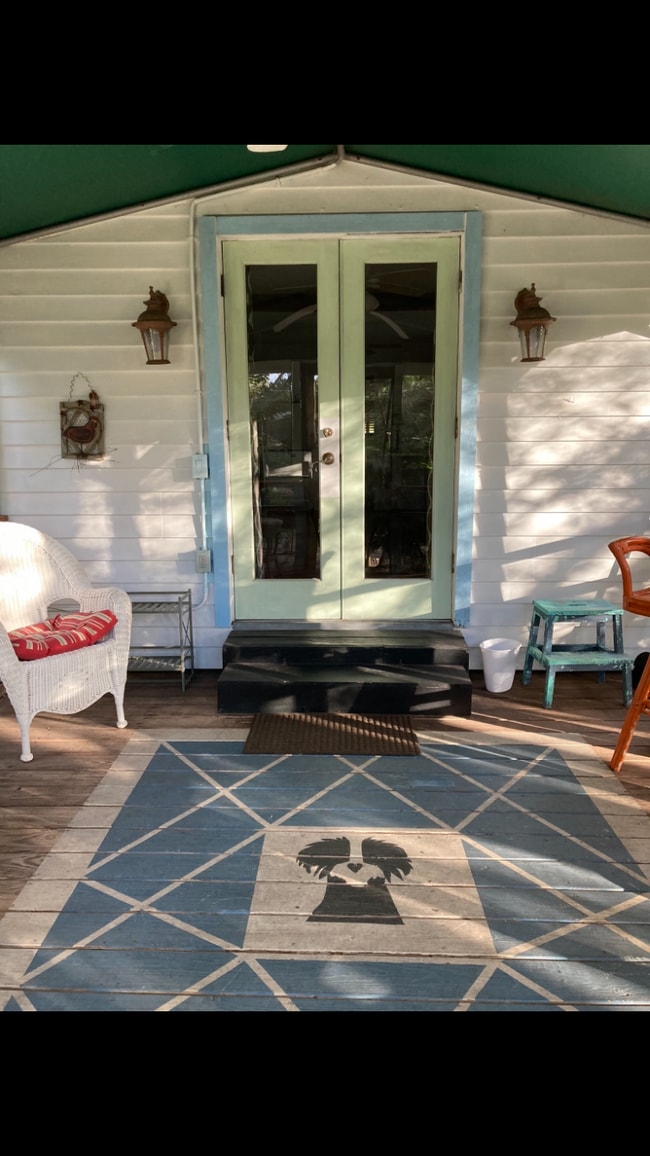 Photo - 736 High St House