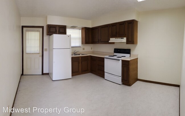 Building Photo - 145 Linwood Dr