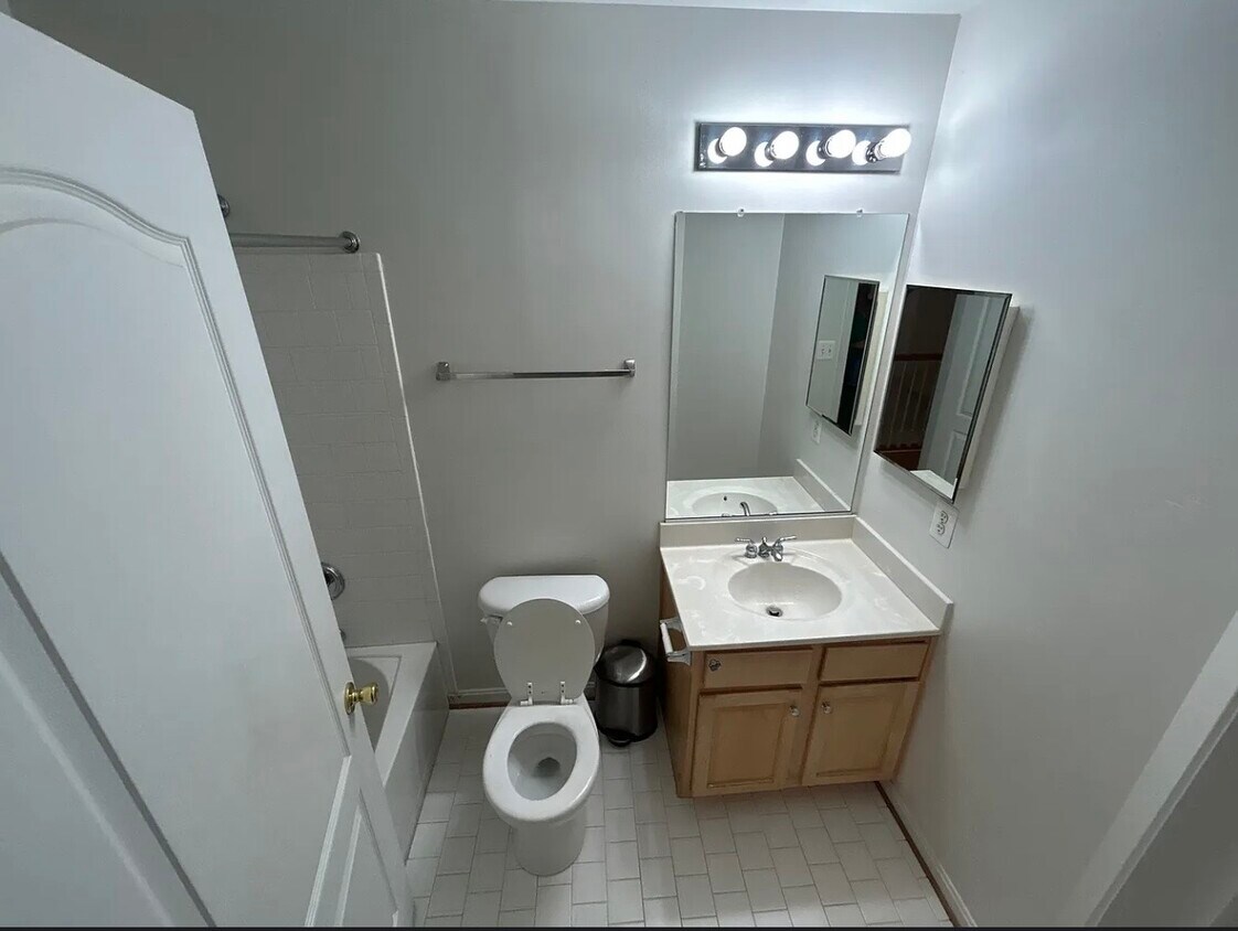 Foto del edificio - 7020 Pyle Ct