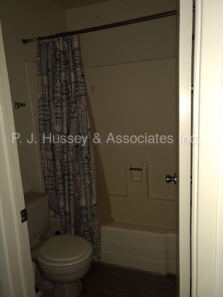 Building Photo - 1029 S Wilson St #6