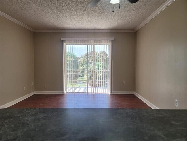 Foto del edificio - 4324 NW 9th Ave