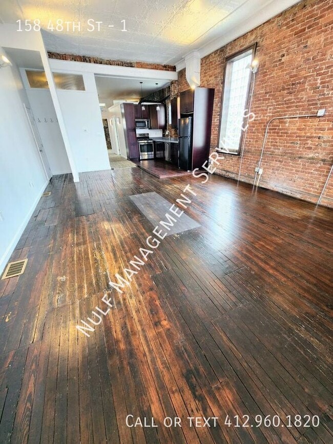 Building Photo - 158 48th St
