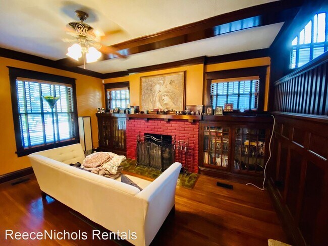 Building Photo - 4 br, 2 bath House - 6007 Brookside Blvd