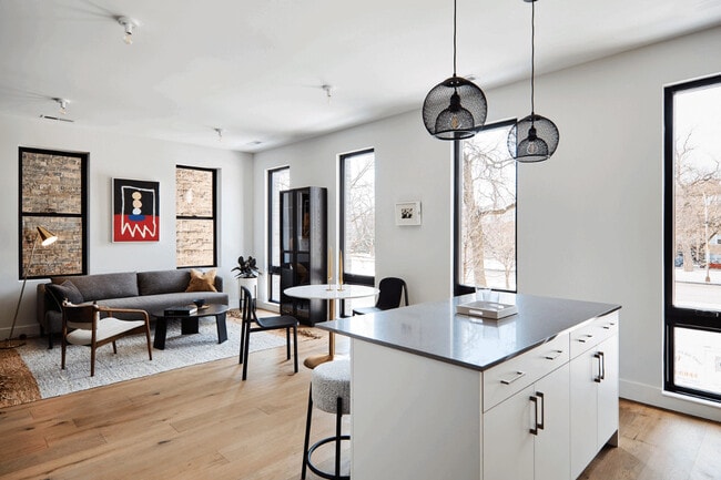 Building Photo - 1847 N Humboldt Blvd