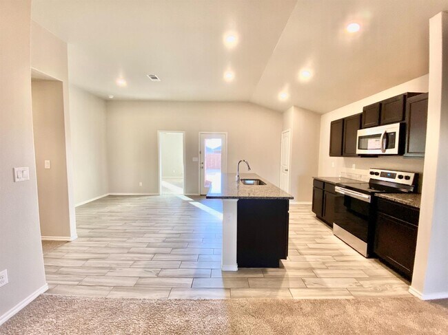 Building Photo - 2918 Urbana Ave