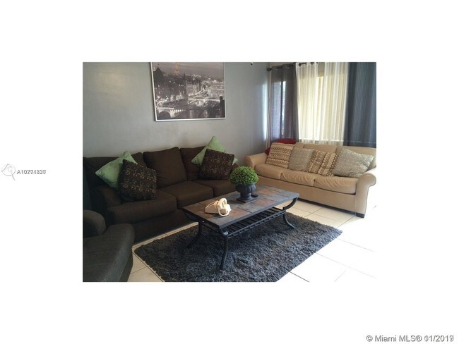 Foto del edificio - 2175 NE 56th St