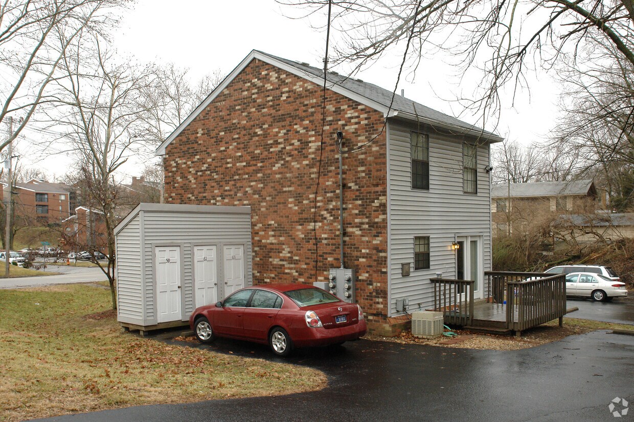 Building Photo - 2855 Grinstead Dr