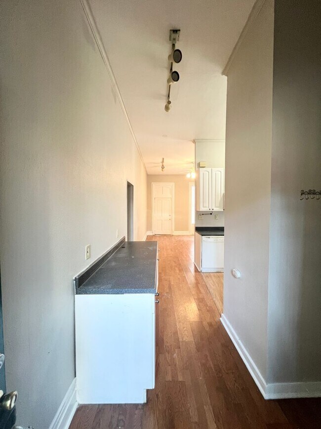 Foto del edificio - 2300 S 9th St