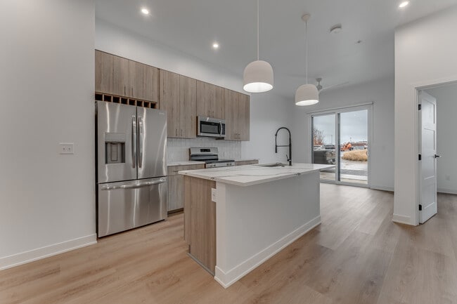Building Photo - Lumen Luxury Lofts