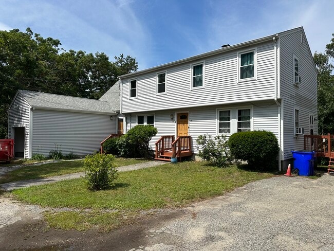 Building Photo - 90 Waterhouse Rd