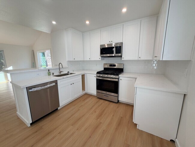 Building Photo - WILLIAMSON