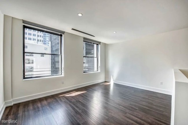 Foto del edificio - 1 br, 1 bath Apartment - 2815 Colquitt St 186