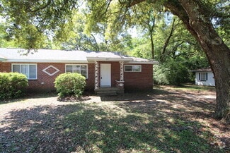 Building Photo - 637 Ditmar St
