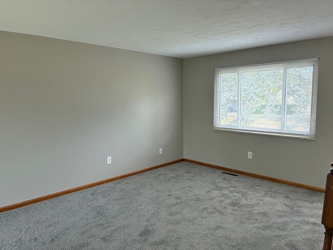 Foto del edificio - 5071 Albany Dr