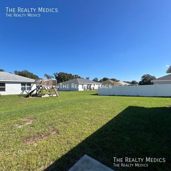 Foto del edificio - 1455 NE 161st St