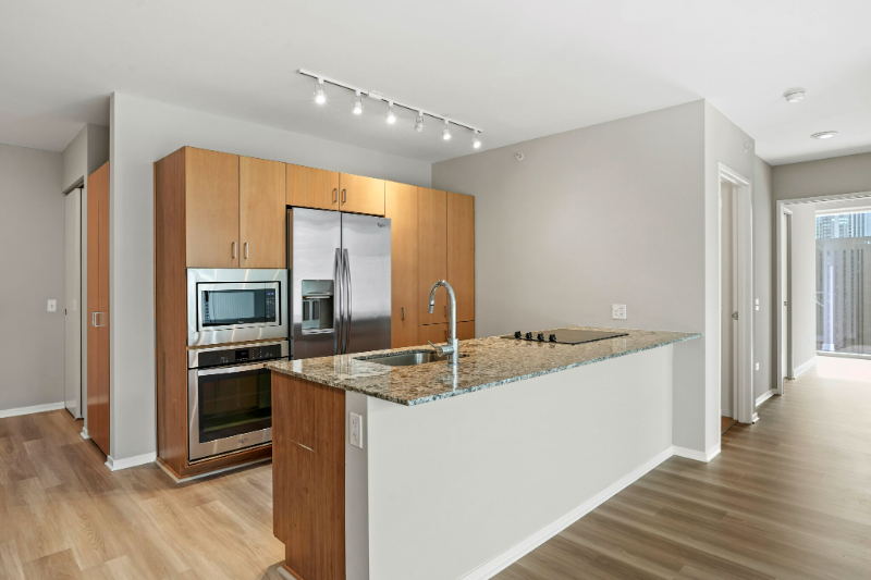 Foto principal - 215 E Illinois St