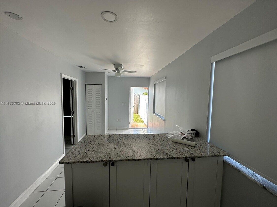 157xx 150th Ave Unit 1, Quail Heights, FL 33187 Room for Rent in Quail Heights, FL