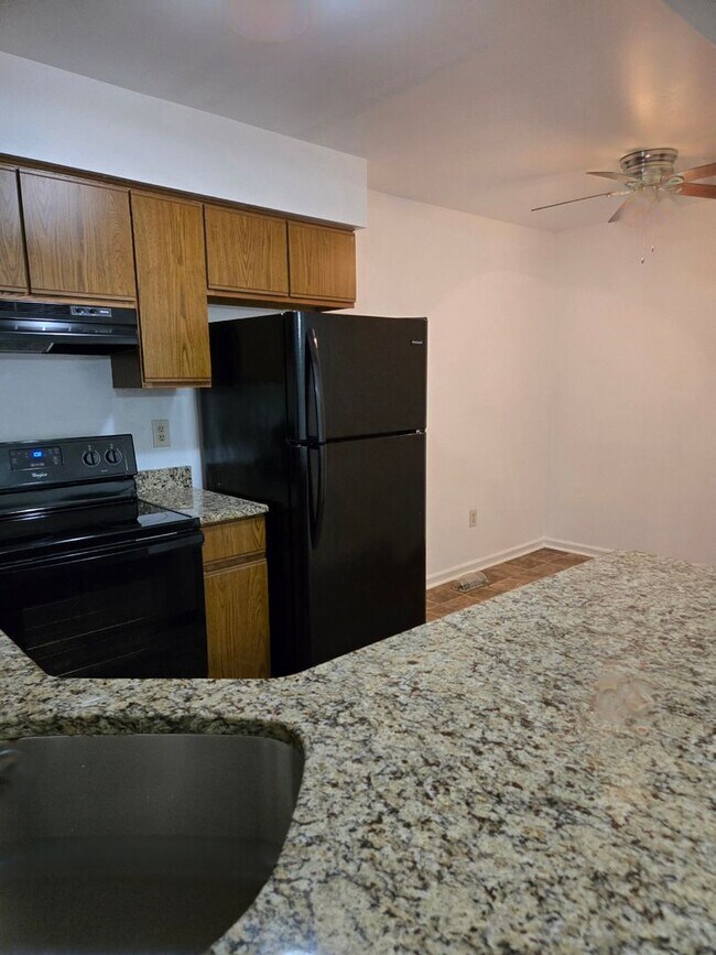 Foto del edificio - Aspen Woods - 3 Bedroom, 2.5 Bath Townhome