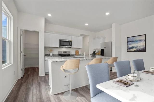 Foto del edificio - 4940 Redhead Dr