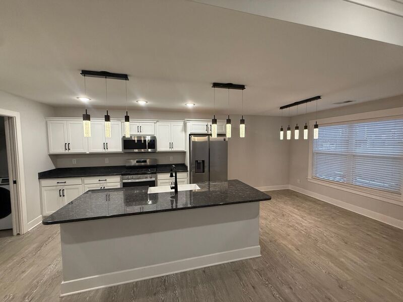 Photo - 4448 Venice Way