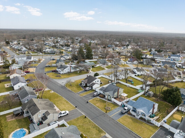 Welcome to Kings Park Neighborhood in New York.