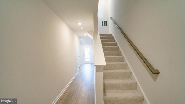 Foto del edificio - 103 Brashear Ct