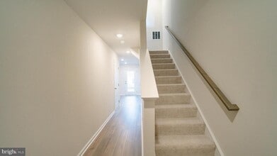Building Photo - 103 Brashear Ct