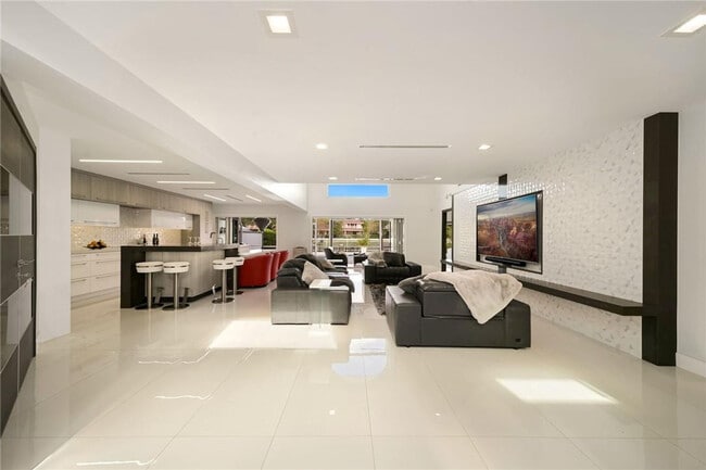 Foto del edificio - 11839 Highland Pl