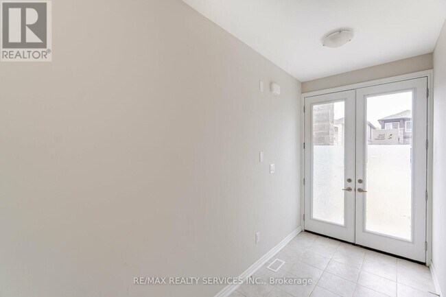 Photo du bâtiment - 249 Louise St.