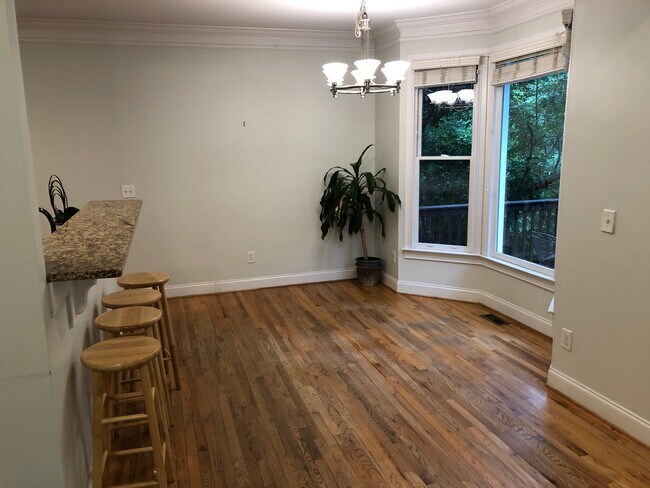 Foto del edificio - 2241 Main St NW