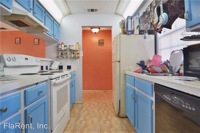 Building Photo - 5672 Tomoka Dr