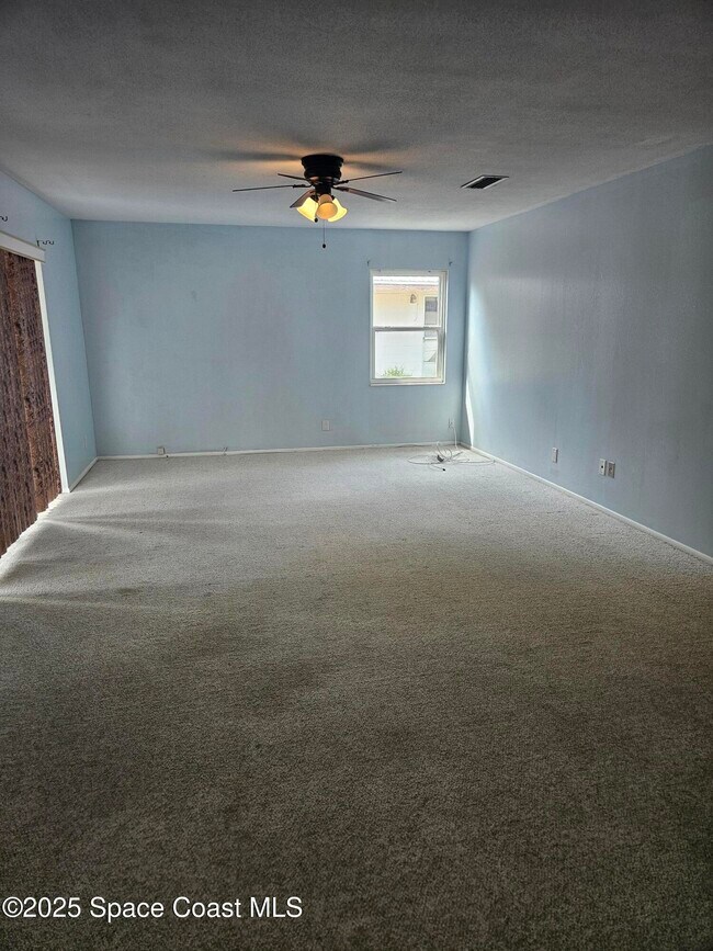 Foto del edificio - 955 Beechfern Ln