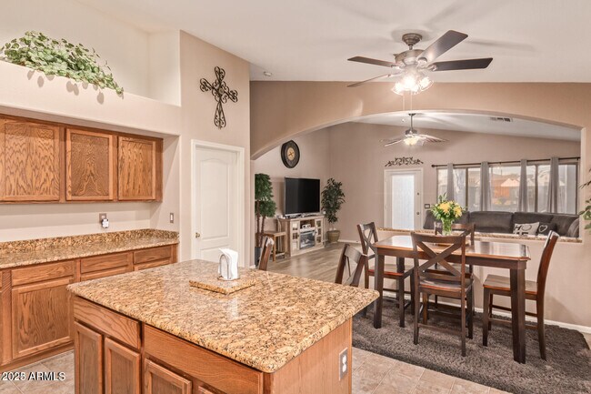 Building Photo - 5522 N Ormondo Way