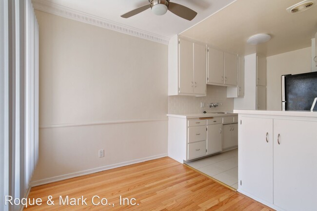 Foto del edificio - 1 br, 1 bath Apartment - 10615-10619 1/2  ...
