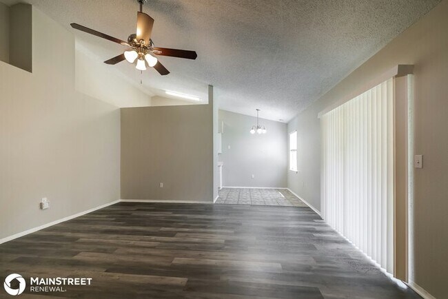 Foto del edificio - 210 Kingshill Ct SE