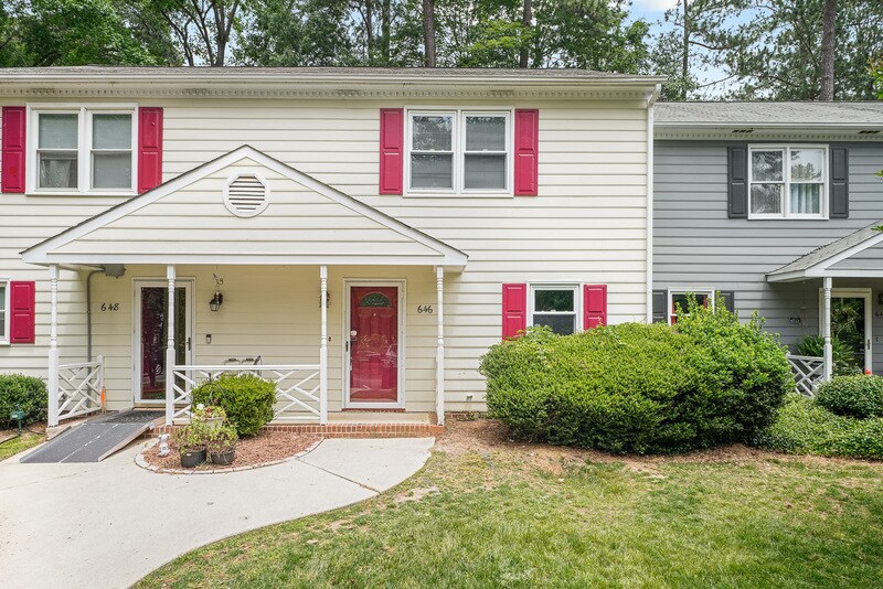 Primary Photo - 646 Middleton Ave