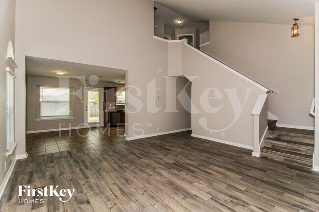Foto del edificio - 2138 Brinkley Dr