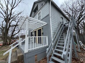 Building Photo - 1166 Bellows St