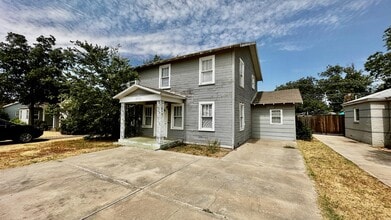 Building Photo - 2706 24th St
