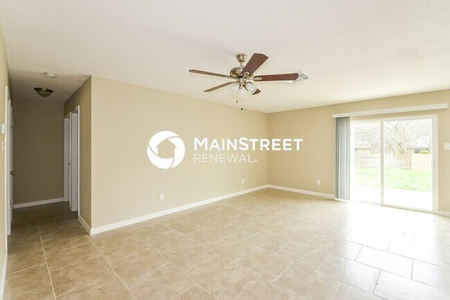 Foto del edificio - 3 Bedroom Pet-Friendly Home in San Antonio...