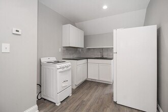 Building Photo - 4301 Bailey Ave