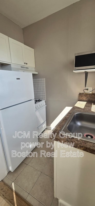 Building Photo - 124 Central Avenue