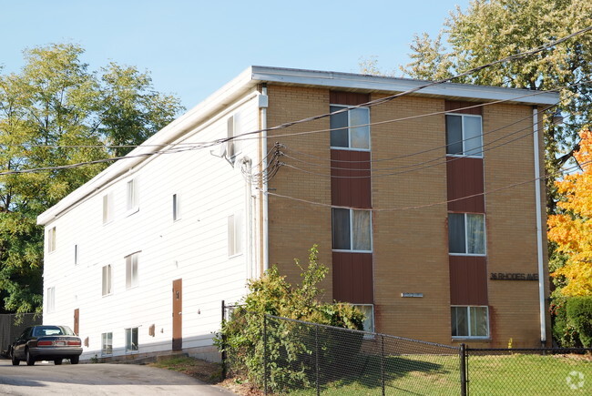 Foto del edificio - Rhodes Avenue Apartments