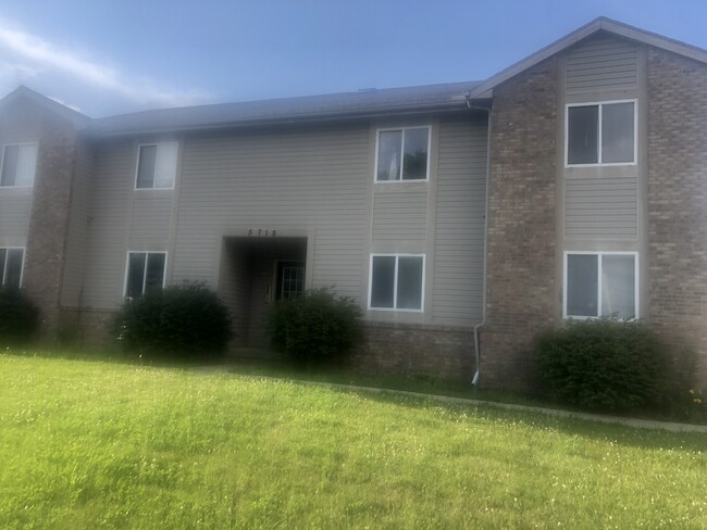 Foto del edificio - 5718 Ryewyck Dr
