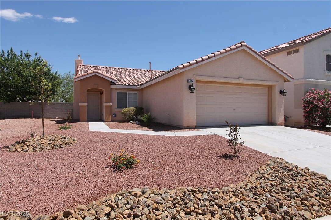 Foto principal - 5934 Gingham St