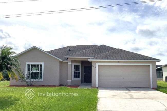 Building Photo - 749 Caribou Dr