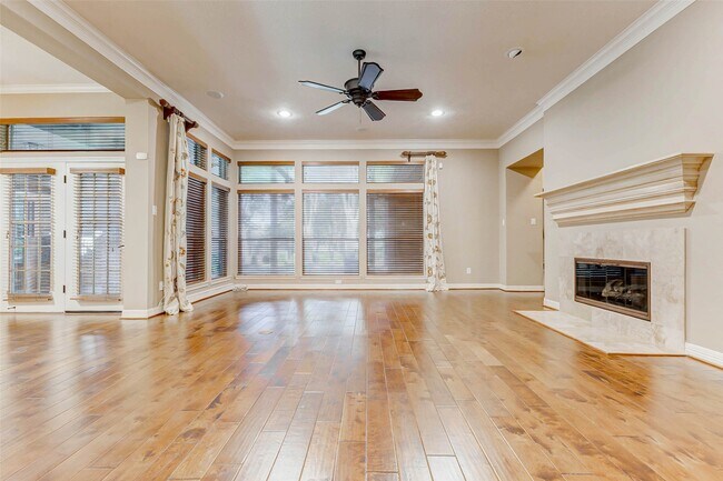 Foto del edificio - 1130 Wellshire Dr