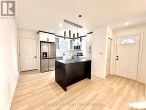 Building Photo - 34 Touraine Ave