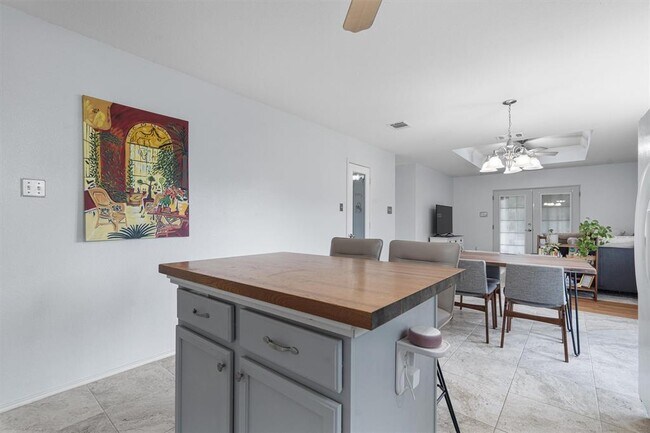 Building Photo - 5521 Liberton Ln